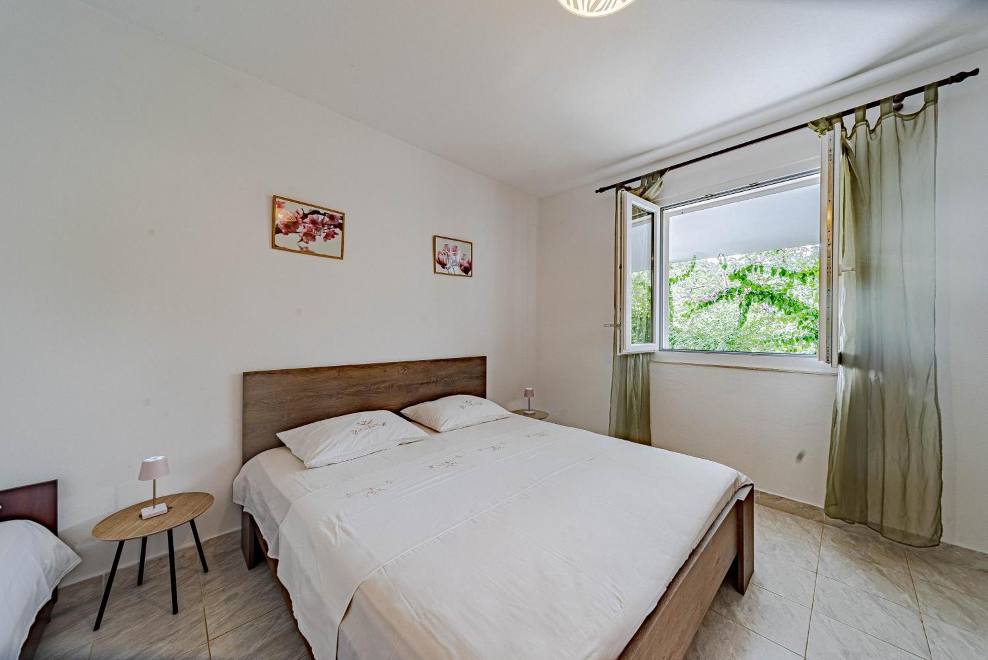 Seaside House For Families With Children Cove Rasohatica, Korcula - 4386 لومباردا الغرفة الصورة